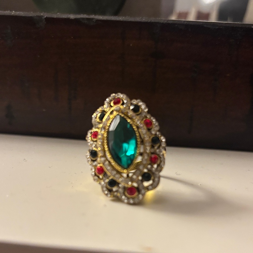 Vintage-Inspired Gold Plated Emerald Green Teardrop Ring